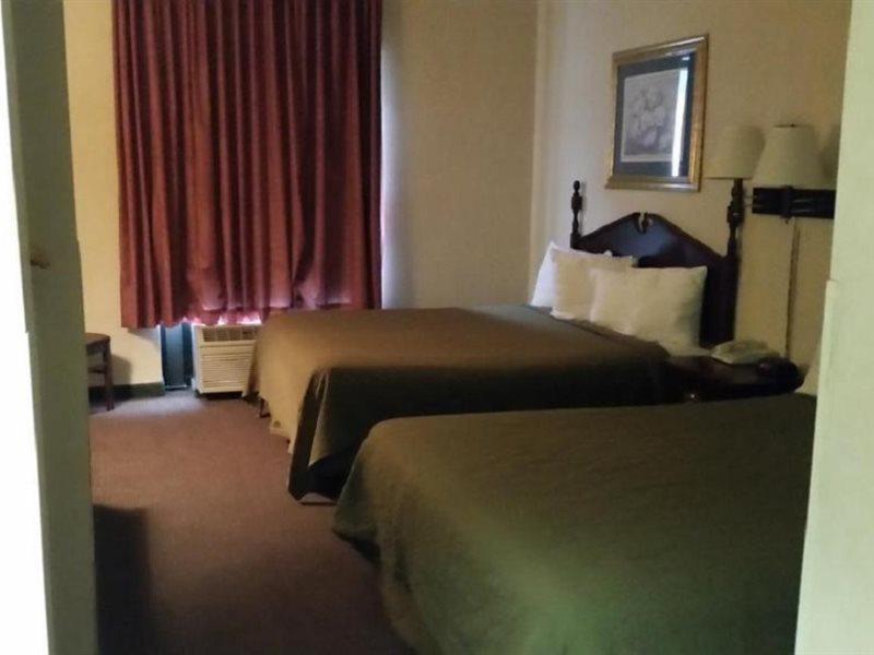 เลกซิงตัน สวีท ออฟ โจนส์โบโร Hotel ภายนอก รูปภาพ